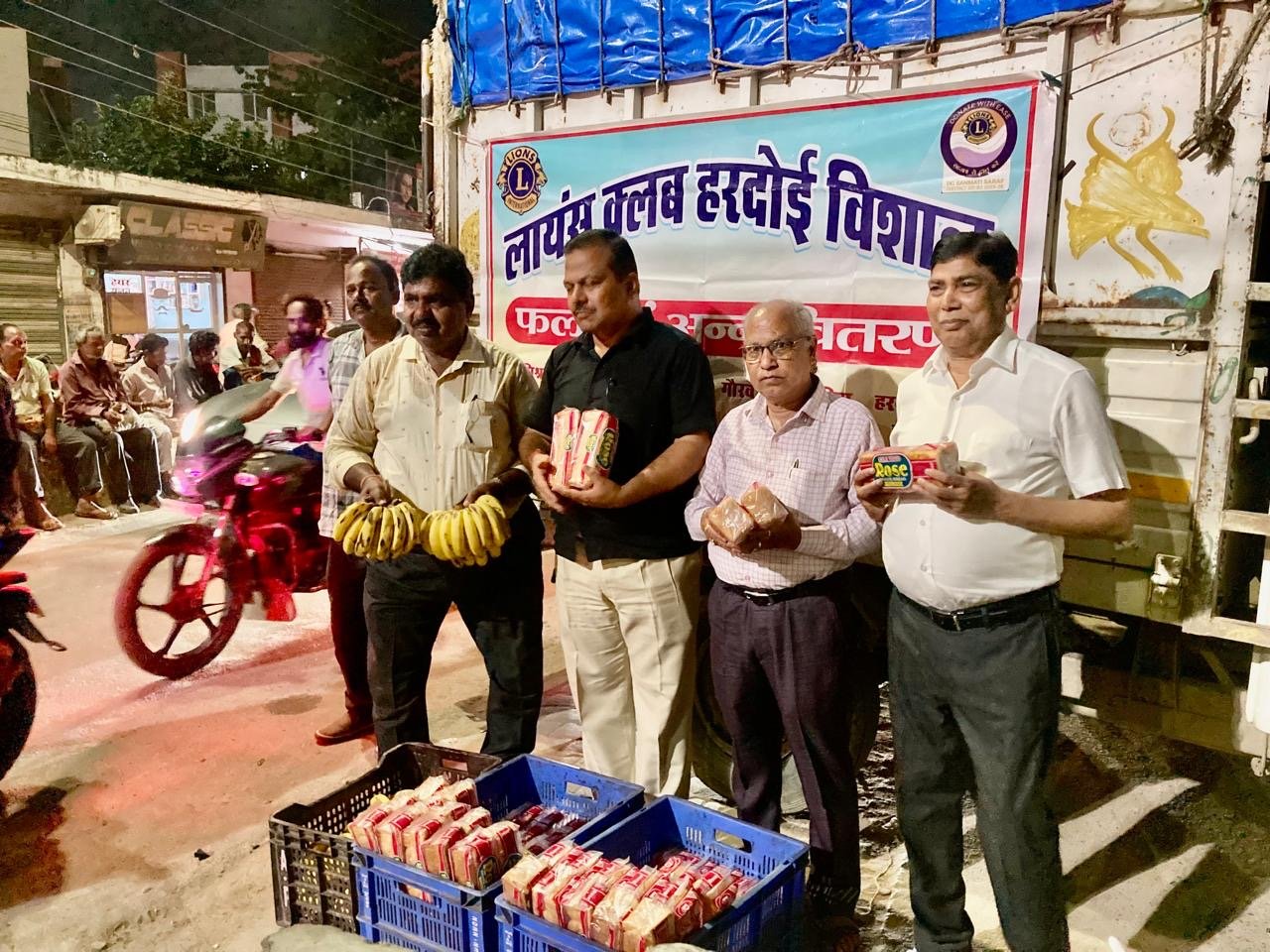 Food Donation-LIONS CLUB HARDOI VISHAL