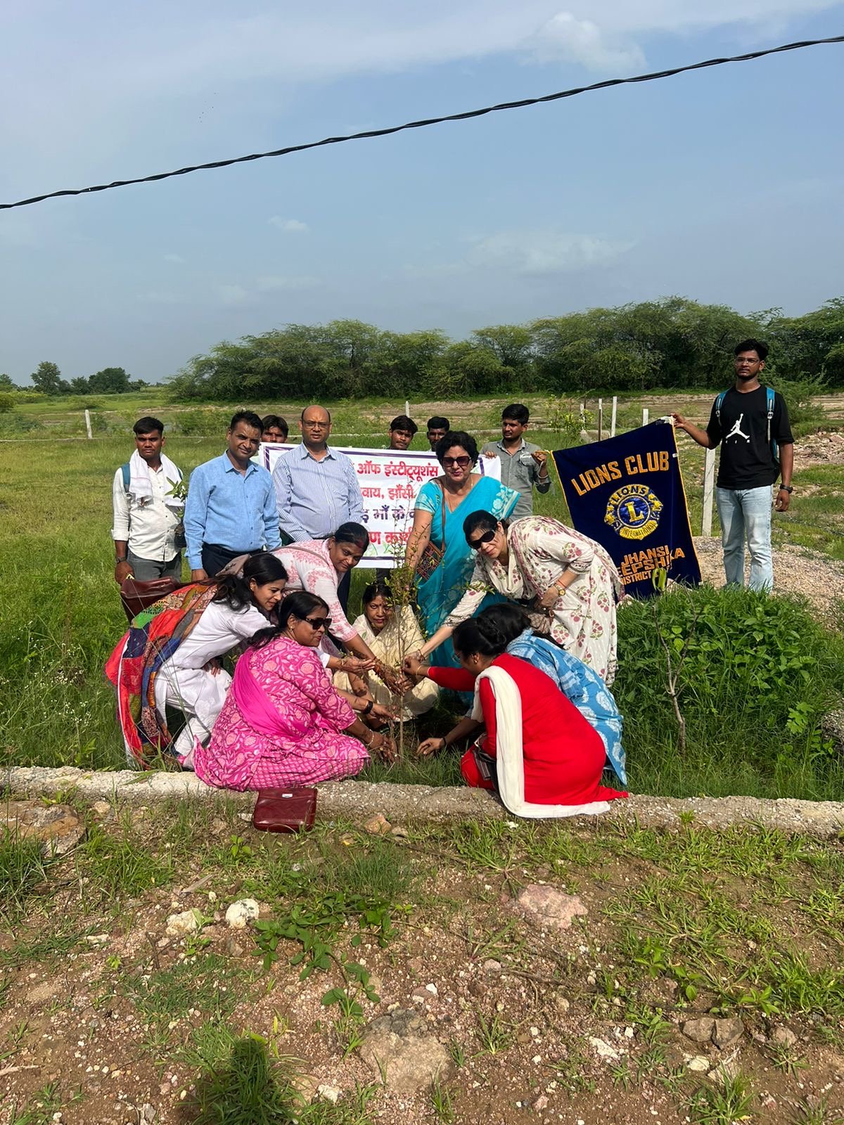 Tree Plantaion-Lions Club Jhansi Deepsikha