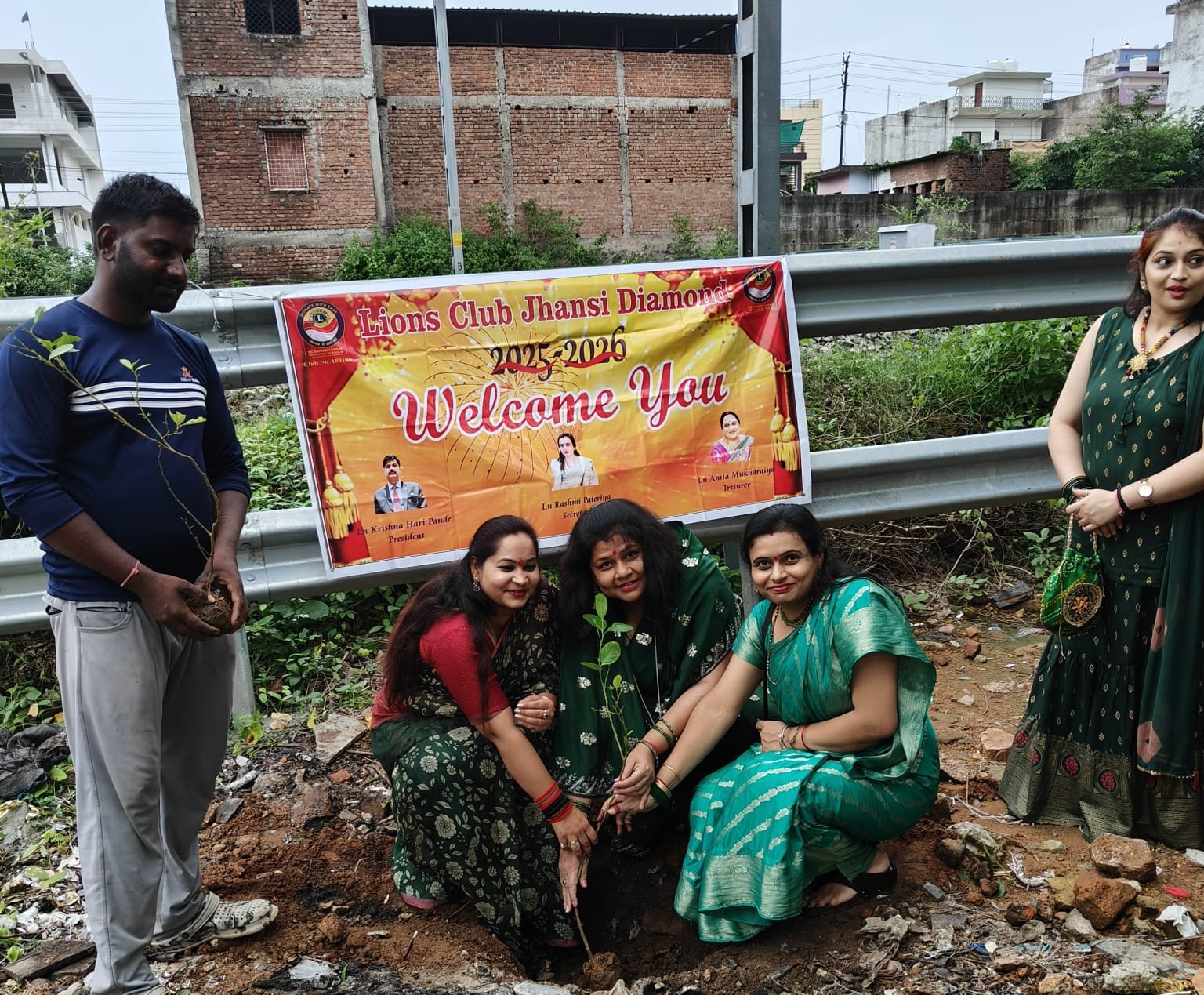 Haryali Teej&Tree Plantation-Lions Club Jhansi Diamond