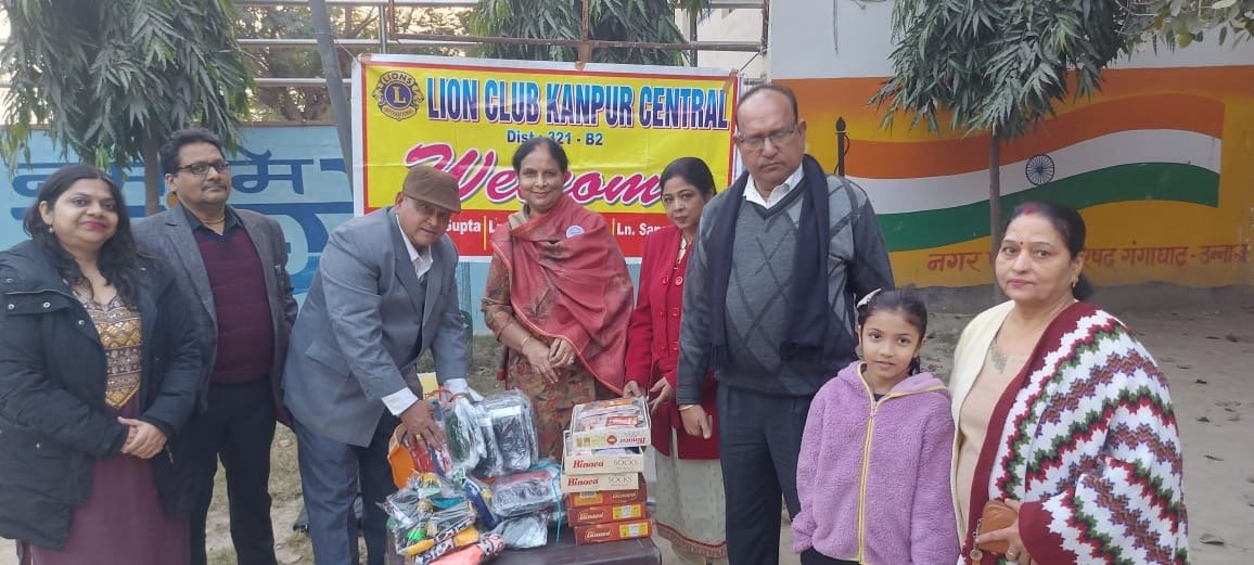Lions Club Kanpur Central-Distribution of clothes & stationary
