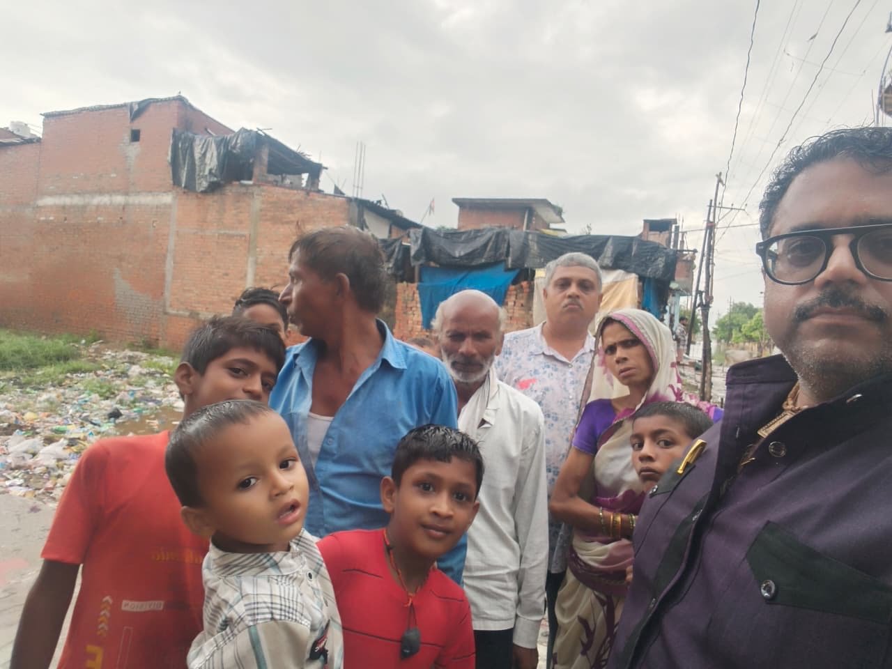 Food Distribution- Lions Club Kanpur Ganges